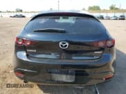 ✅ 2021 Mazda 3 Select • VIN: JM1BPAKLXM1404036 • Lot: 70122285. Wystawiony na Copart z przebiegiem 34 929 mil. Bezpłatny archiwum sprzedaży aukcyjnych z USA i szczegółowy raport historii pojazdu na DreamBid. Zdjęcie 6.