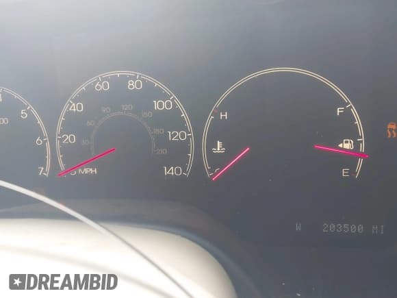 ✅ 2003 Lincoln Navigator Ultimate • VIN: 5LMFU27R33LJ20353 • Lot: 42151626. Wystawiony na IAAI z przebiegiem 203 500 mil. Bezpłatny archiwum sprzedaży aukcyjnych z USA i szczegółowy raport historii pojazdu na DreamBid. Zdjęcie 7.