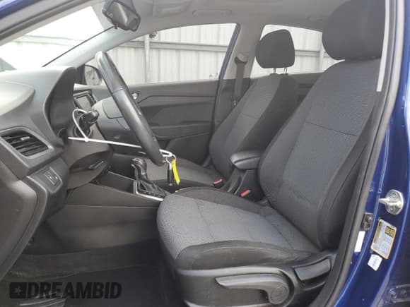 ✅ 2018 Hyundai Accent Limited • VIN: 3KPC34A30JE004868 • Лот: 67387834. Опубликован ранее на Copart с пробегом 142 988 миль. Бесплатный доступ к архиву аукционных продаж из США и подробный отчёт об истории автомобиля на DreamBid. Изображение 7.