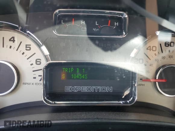 ✅ 2013 Ford Expedition Limited • VIN: 1FMJU1K56DEF58608 • Lot: 59352395. Listed on Copart with 104,545 mi. Free auction sales archive from the USA and detailed vehicle history report at DreamBid. Image 9.