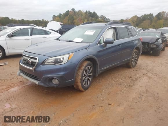 ✅ 2017 Subaru Outback Limited • VIN: 4S4BSEKC1H3310882 • Lot: 43534344. Listed on IAAI with 174,022 mi. Free auction sales archive from the USA and detailed vehicle history report at DreamBid. Image 17.