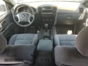 ✅ 2003 Kia Sorento LX • VIN: KNDJD733235173825 • Лот: 62675685. Опубликован ранее на Copart с пробегом 150 760 миль. Бесплатный доступ к архиву аукционных продаж из США и подробный отчёт об истории автомобиля на DreamBid. Изображение 8.