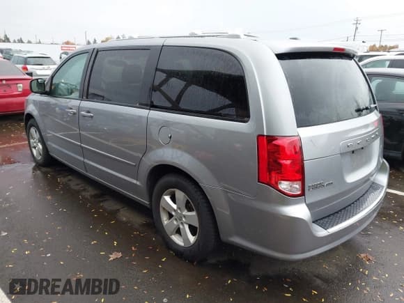 ✅ 2013 Dodge Grand Caravan SE • VIN: 2C4RDGBG9DR660371 • Lot: 43552841. Wystawiony na IAAI z przebiegiem 152 798 mil. Bezpłatny archiwum sprzedaży aukcyjnych z USA i szczegółowy raport historii pojazdu na DreamBid. Zdjęcie 3.