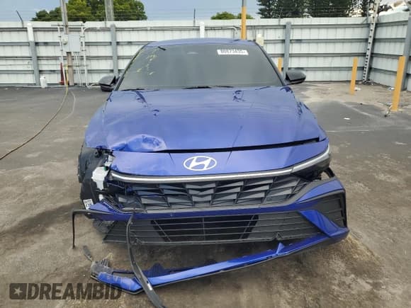 ✅ 2025 Hyundai Elantra SEL Sport • VIN: KMHLM4DG6SU056757 • Lot: 80873435. Listed on Copart with 934 mi. Free auction sales archive from the USA and detailed vehicle history report at DreamBid. Image 5.