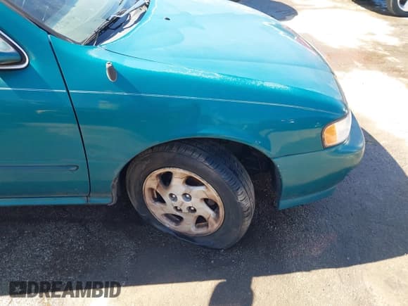 ✅ 1997 Nissan 200SX • VIN: 1N4AB42DXVC504590 • Lot: 41899294. Wystawiony na IAAI z przebiegiem 135 309 mil. Bezpłatny archiwum sprzedaży aukcyjnych z USA i szczegółowy raport historii pojazdu na DreamBid. Zdjęcie 18.