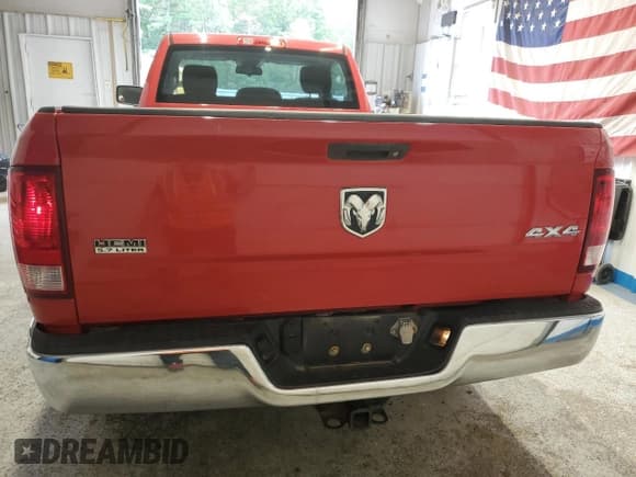 ✅ 2016 Ram 1500 Tradesman • VIN: 3C6JR7DT9GG109948 • Lot: 69267225. Wystawiony na Copart z przebiegiem 249 650 mil. Bezpłatny archiwum sprzedaży aukcyjnych z USA i szczegółowy raport historii pojazdu na DreamBid. Zdjęcie 6.