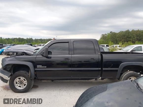✅ 2007 Chevrolet Silverado 2500HD LT1 • VIN: 1GCHK23D07F140810 • Lot: 42036025. Wystawiony na IAAI z przebiegiem 230 002 mil. Bezpłatny archiwum sprzedaży aukcyjnych z USA i szczegółowy raport historii pojazdu na DreamBid. Zdjęcie 14.