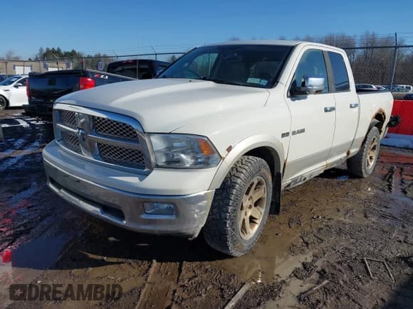 ✅ 2009 Dodge 1500 SLT • VIN: 1D3HV18T19S704077 • Lot: 41741928. Wystawiony na IAAI z przebiegiem 155 812 mil. Bezpłatny archiwum sprzedaży aukcyjnych z USA i szczegółowy raport historii pojazdu na DreamBid. Zdjęcie 17.
