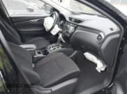 ✅ 2020 Nissan Rogue SV • VIN: JN1BJ1CW3LW370200 • Лот: 43381065. Опубликован ранее на IAAI с пробегом 105 574 миль. Бесплатный доступ к архиву аукционных продаж из США и подробный отчёт об истории автомобиля на DreamBid. Изображение 5.