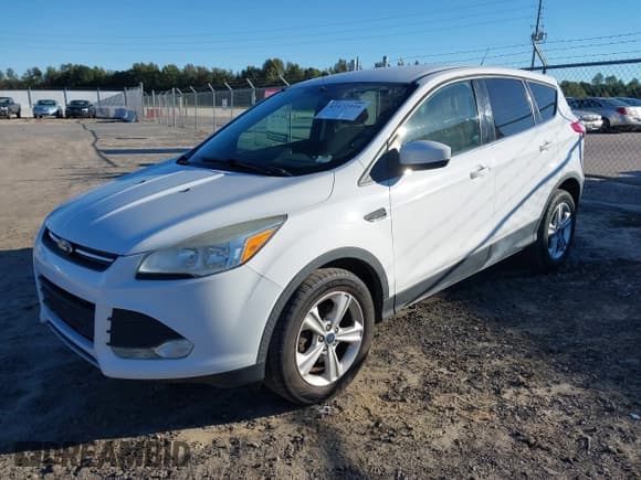 ✅ 2013 Ford Escape SE • VIN: 1FMCU0GX5DUA80619 • Лот: 43472916. Опубликован ранее на IAAI с пробегом 195 275 миль. Бесплатный доступ к архиву аукционных продаж из США и подробный отчёт об истории автомобиля на DreamBid. Изображение 2.