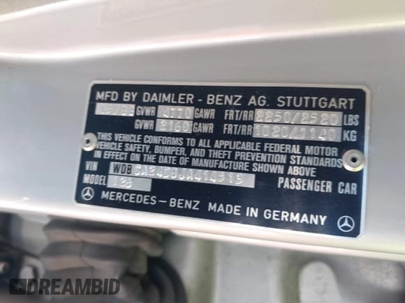 ✅ 1988 Mercedes-Benz 300 SE • VIN: WDBCA24D8JA414513 • Lot: 42327448. Wystawiony na IAAI z przebiegiem 156 228 mil. Bezpłatny archiwum sprzedaży aukcyjnych z USA i szczegółowy raport historii pojazdu na DreamBid. Zdjęcie 9.