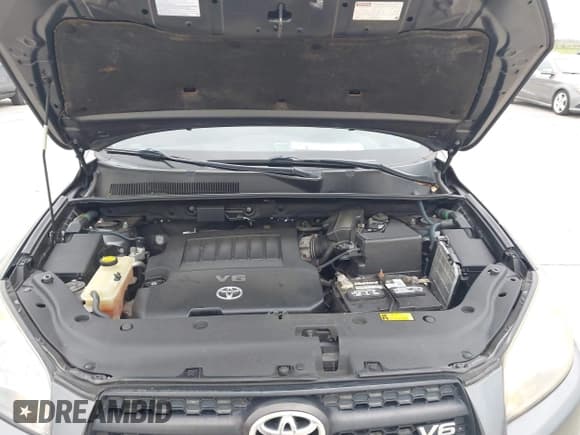 ✅ 2011 Toyota RAV4 Sport • VIN: 2T3RK4DV0BW043458 • Lot: 42308332. Listed on IAAI with 130,195 mi. Free auction sales archive from the USA and detailed vehicle history report at DreamBid. Image 10.