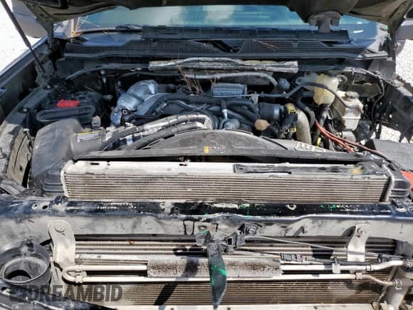 ✅ 2020 Chevrolet Silverado 2500HD High Country • VIN: 1GC4YREY3LF103878 • Лот: 81100165. Опубликован ранее на Copart с пробегом 378 595 миль. Бесплатный доступ к архиву аукционных продаж из США и подробный отчёт об истории автомобиля на DreamBid. Изображение 11.