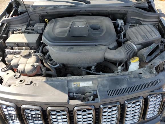 ✅ 2019 Jeep Grand Cherokee Upland • VIN: 1C4RJFAG1KC570173 • Lot: 66118155. Listed on Copart with 97,928 mi. Free auction sales archive from the USA and detailed vehicle history report at DreamBid. Image 12.