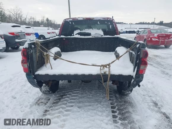 ✅ 2007 Chevrolet Silverado 1500 Work Truck • VIN: 1GCEK19Z17E135296 • Lot: 41447309. Listed on IAAI with 216,647 mi. Free auction sales archive from the USA and detailed vehicle history report at DreamBid. Image 6.