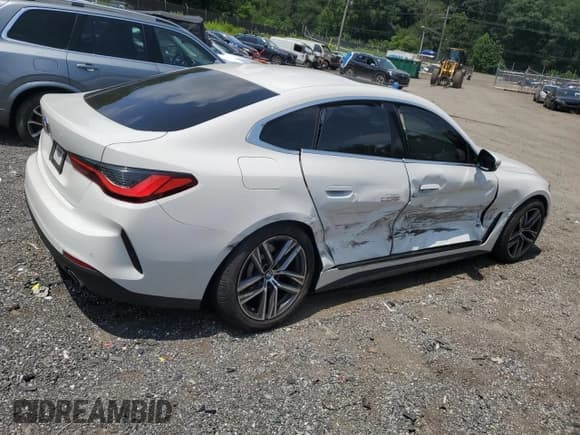 ✅ 2023 BMW 4 Series 430i xDrive • VIN: WBA73AV06PFP15924 • Lot: 64885595. Listed on Copart with 15,122 mi. Free auction sales archive from the USA and detailed vehicle history report at DreamBid. Image 3.