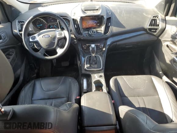 ✅ 2013 Ford Escape Titanium • VIN: 1FMCU0J93DUB55182 • Lot: 92138625. Listed on Copart with 118,930 mi. Free auction sales archive from the USA and detailed vehicle history report at DreamBid. Image 8.