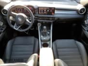 ✅ 2024 Alfa Romeo Tonale Veloce • VIN: ZASPATDW6R3036478 • Lot: 62565255. Wystawiony na Copart z przebiegiem 9 517 mil. Bezpłatny archiwum sprzedaży aukcyjnych z USA i szczegółowy raport historii pojazdu na DreamBid. Zdjęcie 8.