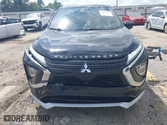 ✅ 2022 Mitsubishi Eclipse Cross SE • VIN: JA4ATWAA8NZ001075 • Lot: 43095783. Listed on IAAI with 142,846 mi. Free auction sales archive from the USA and detailed vehicle history report at DreamBid. Image 12.