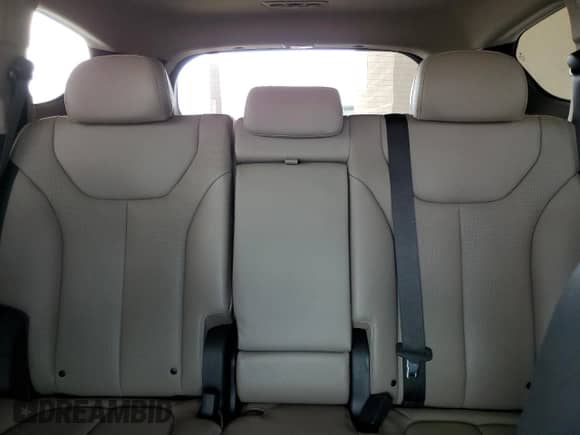 2020 Hyundai Santa Fe Limited z VIN 5NMS53AA8LH253669, wystawiony jako Copart lot #40440133 z przebiegiem 14 966 mil mil oraz . Historia ofert i sprzedaży dostępna na DreamBid. Obrazek 10.