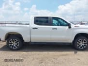 ✅ 2019 Chevrolet Silverado 1500 LT Trail Boss • VIN: 3GCPYFED3KG123716 • Lot: 42710140. Wystawiony na IAAI z przebiegiem 118 170 mil. Bezpłatny archiwum sprzedaży aukcyjnych z USA i szczegółowy raport historii pojazdu na DreamBid. Zdjęcie 13.
