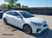 ✅ 2021 Kia Forte LXS • VIN: 3KPF24ADXME360113 • Лот: 43418029. Опубликован ранее на IAAI с пробегом 97 235 миль. Бесплатный доступ к архиву аукционных продаж из США и подробный отчёт об истории автомобиля на DreamBid. Изображение 1.