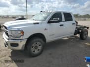 ✅ 2022 Ram 2500 Tradesman • VIN: 3C6UR5HL9NG202655 • Лот: 87448705. Опубликован ранее на Copart с пробегом 176 759 миль. Бесплатный доступ к архиву аукционных продаж из США и подробный отчёт об истории автомобиля на DreamBid. Изображение 1.