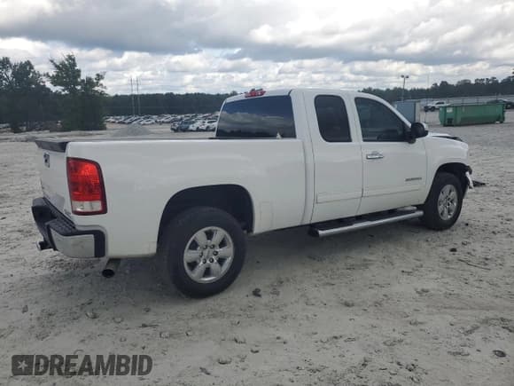 ✅ 2011 GMC Sierra 1500 SLE • VIN: 1GTR1VE07BZ382407 • Lot: 68625315. Wystawiony na Copart z przebiegiem 131 474 mil. Bezpłatny archiwum sprzedaży aukcyjnych z USA i szczegółowy raport historii pojazdu na DreamBid. Zdjęcie 3.