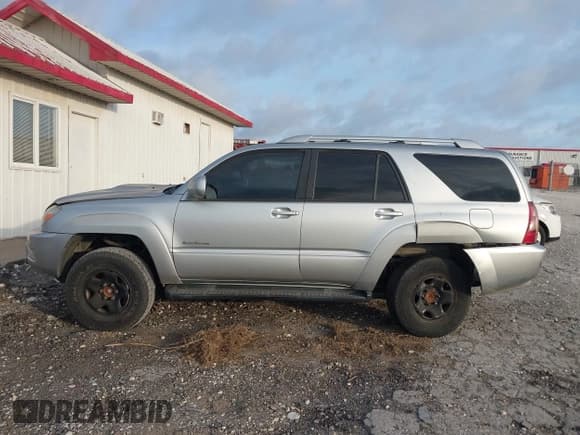 ✅ 2005 Toyota 4Runner SR5 • VIN: JTEZU14R358023092 • Lot: 43666975. Listed on IAAI with 179,423 mi. Free auction sales archive from the USA and detailed vehicle history report at DreamBid. Image 14.