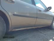 ✅ 2002 Chevrolet Impala • VIN: 2G1WF55K229386132 • Lot: 42920861. Wystawiony na IAAI z przebiegiem 207 355 mil. Bezpłatny archiwum sprzedaży aukcyjnych z USA i szczegółowy raport historii pojazdu na DreamBid. Zdjęcie 15.