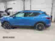 2020 Chevrolet Blazer RS z VIN 3GNKBERS6LS727071, wystawiony jako IAAI lot #43191668 z przebiegiem 69 556 mil mil oraz . Historia ofert i sprzedaży dostępna na DreamBid. Obrazek 12.