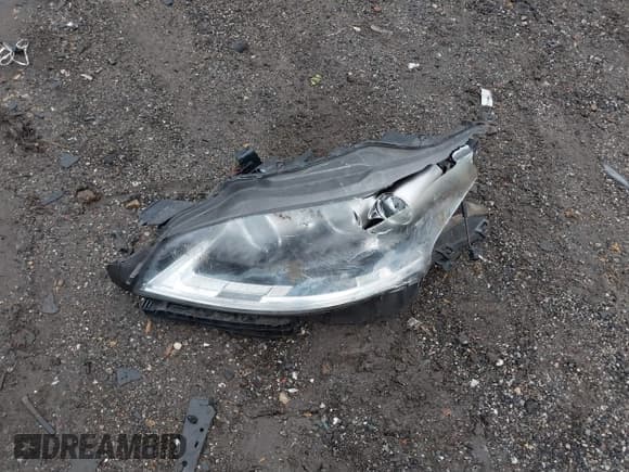 ✅ 2013 Lexus LS 460 L • VIN: JTHDL5EF4D5005941 • Lot: 41462154. Listed on IAAI with 144,937 mi. Free auction sales archive from the USA and detailed vehicle history report at DreamBid. Image 12.