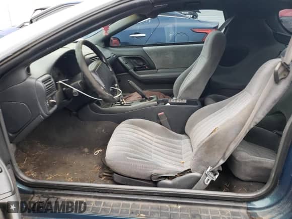 1997 Chevrolet Camaro z VIN 2G1FP22K2V2110191, wystawiony jako Copart lot #45376395 z przebiegiem Nie podano mil oraz Szkoda całkowita • Salvage title. Historia ofert i sprzedaży dostępna na DreamBid. Obrazek 7.