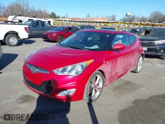 ✅ 2013 Hyundai Veloster w/Black Int • VIN: KMHTC6AD3DU146038 • Lot: 41433673. Wystawiony na IAAI z przebiegiem 173 283 mil. Bezpłatny archiwum sprzedaży aukcyjnych z USA i szczegółowy raport historii pojazdu na DreamBid. Zdjęcie 2.