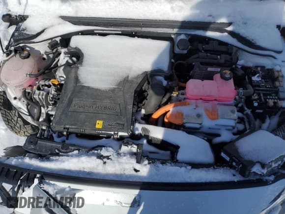 ✅ 2020 Hyundai Ioniq SE • VIN: KMHC65LD1LU234437 • Lot: 46752515. Listed on Copart with 28,202 mi. Free auction sales archive from the USA and detailed vehicle history report at DreamBid. Image 11.