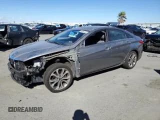 ✅ 2014 Hyundai Sonata SE • VIN: 5NPEC4AC0EH885811 • Лот: 85864465. Опубликован ранее на Copart с пробегом 103 702 миль. Бесплатный доступ к архиву аукционных продаж из США и подробный отчёт об истории автомобиля на DreamBid. Изображение 1.