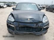 ✅ 2017 Porsche Cayenne • VIN: WP1AA2A23HKA85783 • Lot: 57701125. Listed on Copart with 116,273 mi. Free auction sales archive from the USA and detailed vehicle history report at DreamBid. Image 5.