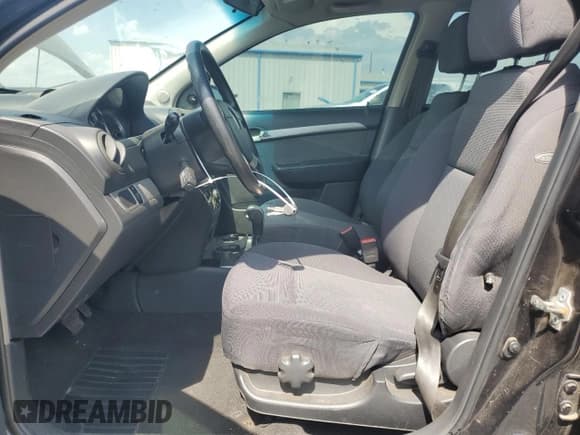 ✅ 2010 Chevrolet Aveo 1LT • VIN: KL1TD5DE0AB128031 • Lot: 51002805. Wystawiony na Copart z przebiegiem 130 402 mil. Bezpłatny archiwum sprzedaży aukcyjnych z USA i szczegółowy raport historii pojazdu na DreamBid. Zdjęcie 7.