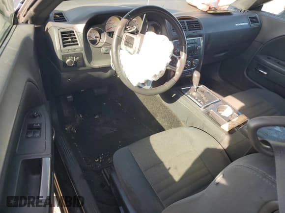 ✅ 2014 Dodge Challenger SXT • VIN: 2C3CDYAG6EH184864 • Лот: 85660624. Опубликован ранее на Copart с пробегом 105 204 миль. Бесплатный доступ к архиву аукционных продаж из США и подробный отчёт об истории автомобиля на DreamBid. Изображение 8.