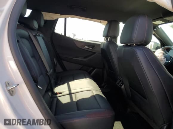 ✅ 2025 Chevrolet Equinox FWD RS • VIN: 3GNAXLEG9SL186710 • Lot: 85156705. Wystawiony na Copart z przebiegiem Nie podano. Bezpłatny archiwum sprzedaży aukcyjnych z USA i szczegółowy raport historii pojazdu na DreamBid. Zdjęcie 11.