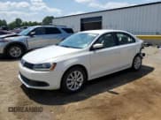 ✅ 2011 Volkswagen Jetta SE • VIN: 3VWDX7AJ9BM388128 • Lot: 67241315. Listed on Copart with 132,977 mi. Free auction sales archive from the USA and detailed vehicle history report at DreamBid. Image 1.
