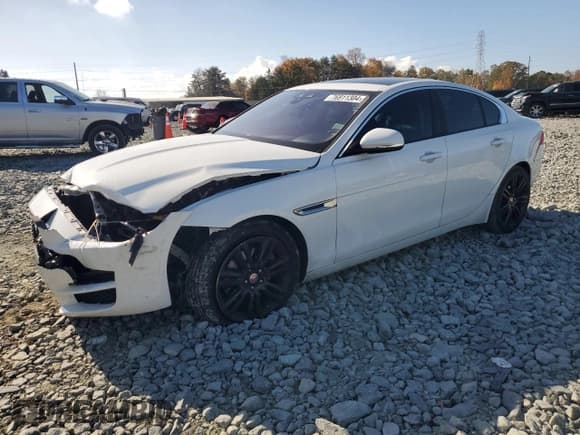 ✅ 2018 Jaguar XE 25t • VIN: SAJAS4FX9JCP34826 • Lot: 76911304. Wystawiony na Copart z przebiegiem 123 784 mil. Bezpłatny archiwum sprzedaży aukcyjnych z USA i szczegółowy raport historii pojazdu na DreamBid. Zdjęcie 1.