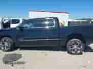 2024 Ram 1500 Limited с VIN 1C6SRFHT0RN115947, выставлен на аукционе IAAI как лот 42235255 с пробегом 18 961 миль миль и . История ставок и продаж доступна на DreamBid. Изображение 14.