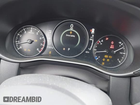 ✅ 2025 Mazda CX-50 S Premium • VIN: 7MMVABDM7SN334320 • Lot: 43597828. Listed on IAAI with 11,321 mi. Free auction sales archive from the USA and detailed vehicle history report at DreamBid. Image 7.