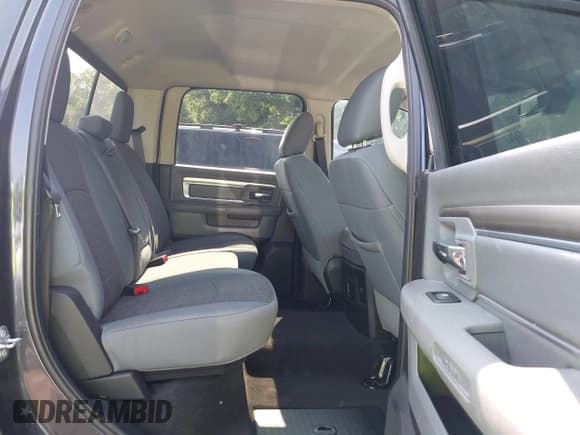 ✅ 2017 Ram 1500 Big Horn • VIN: 3C6RR7LT9HG689742 • Lot: 42348960. Listed on IAAI with 121,741 mi. Free auction sales archive from the USA and detailed vehicle history report at DreamBid. Image 8.