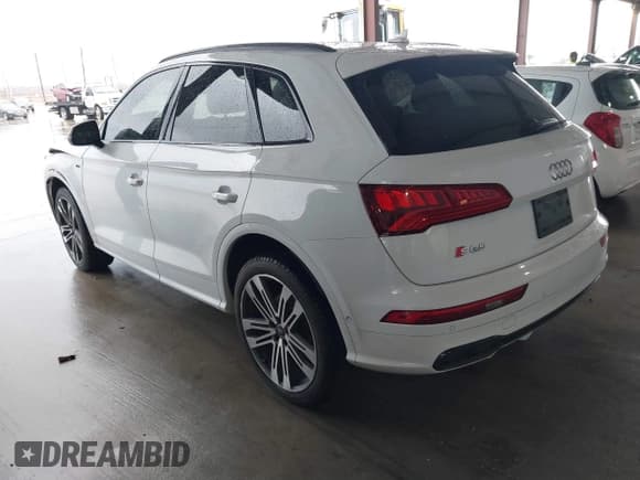 ✅ 2020 Audi SQ5 Prestige • VIN: WA1C4AFY9L2068868 • Lot: 41351976. Listed on IAAI with 66,069 mi. Free auction sales archive from the USA and detailed vehicle history report at DreamBid. Image 3.