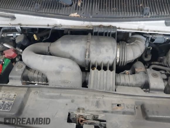 ✅ 2012 Ford Econoline Cargo Commercial • VIN: 1FDSS3EL0CDA27280 • Lot: 42516051. Wystawiony na IAAI z przebiegiem 235 447 mil. Bezpłatny archiwum sprzedaży aukcyjnych z USA i szczegółowy raport historii pojazdu na DreamBid. Zdjęcie 10.