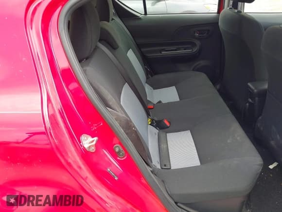 ✅ 2019 Toyota Prius L • VIN: JTDKDTB37K1625353 • Lot: 42456814. Listed on IAAI with 39,916 mi. Free auction sales archive from the USA and detailed vehicle history report at DreamBid. Image 8.