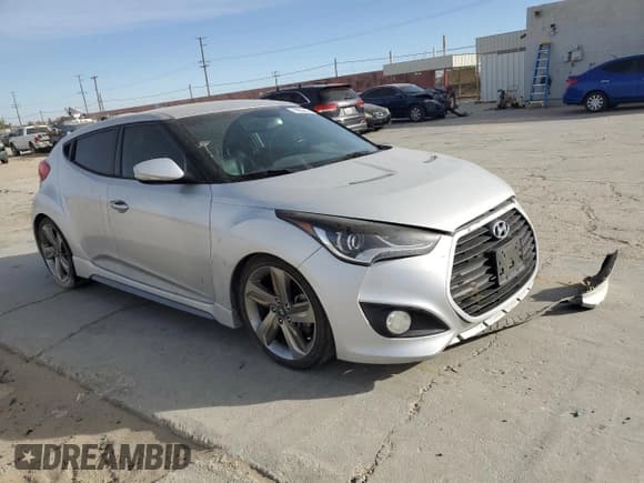 ✅ 2014 Hyundai Veloster Turbo • VIN: KMHTC6AE9EU184531 • Lot: 79663444. Wystawiony na Copart z przebiegiem 81 865 mil. Bezpłatny archiwum sprzedaży aukcyjnych z USA i szczegółowy raport historii pojazdu na DreamBid. Zdjęcie 4.