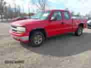 ✅ 2000 Chevrolet Silverado 1500 LS • VIN: 2GCEK19V7Y1212625 • Lot: 43598744. Wystawiony na IAAI z przebiegiem 217 710 mil mil. Skorzystaj z bezpłatnego archiwum sprzedaży aukcyjnych z USA i zobacz szczegółowy raport historii pojazdu na DreamBid. Zdjęcie 2.